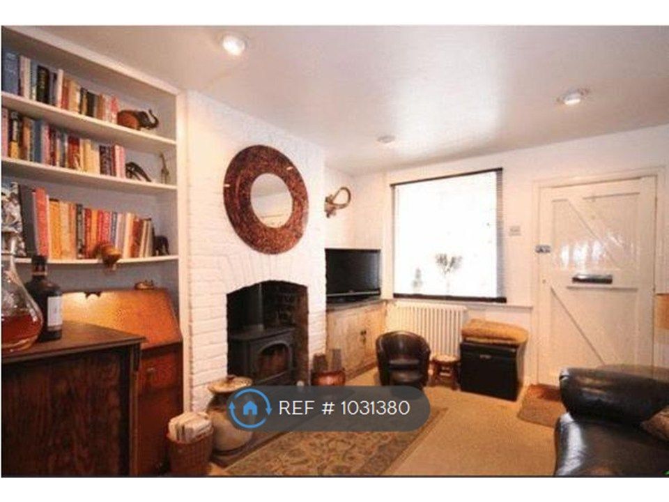 Property photo 2 of 7 Lounge