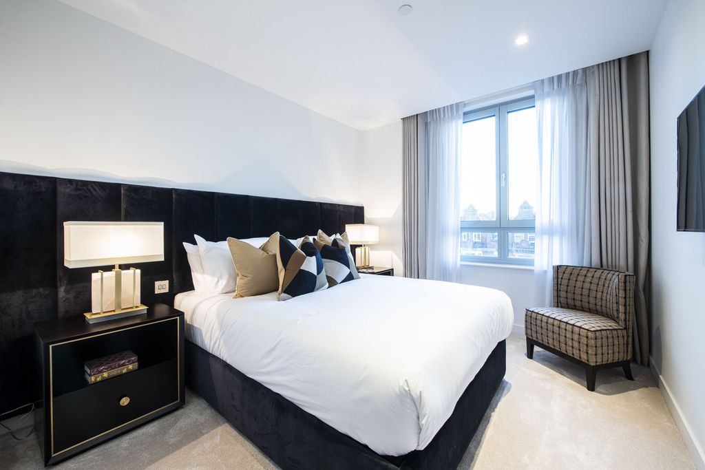 Property photo 3 of 5