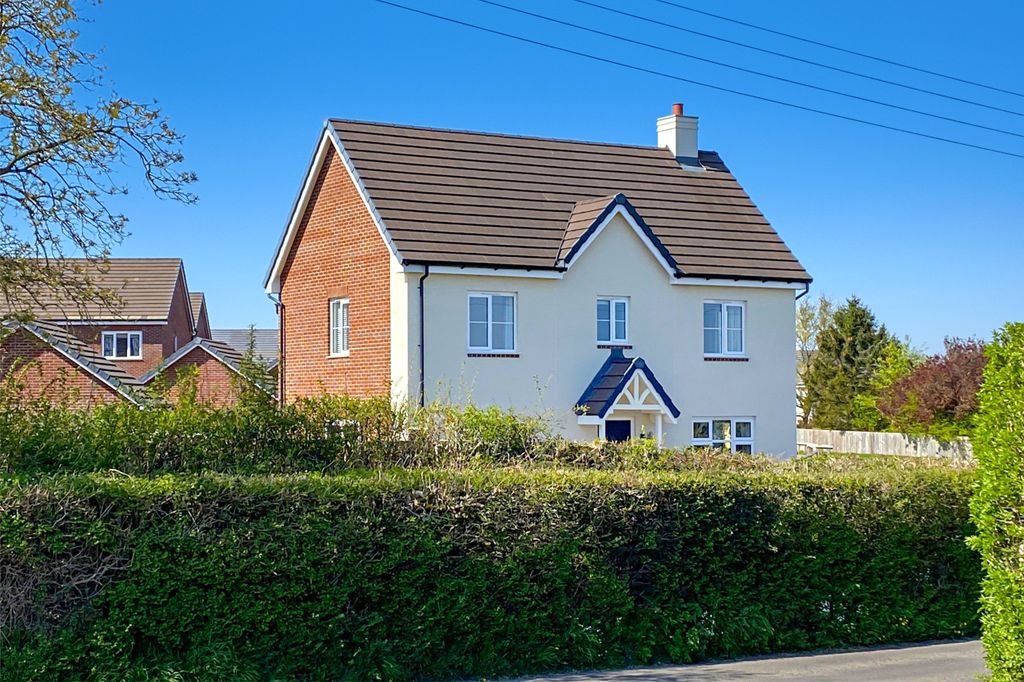 Property photo 1 of 22 Picture No. 35