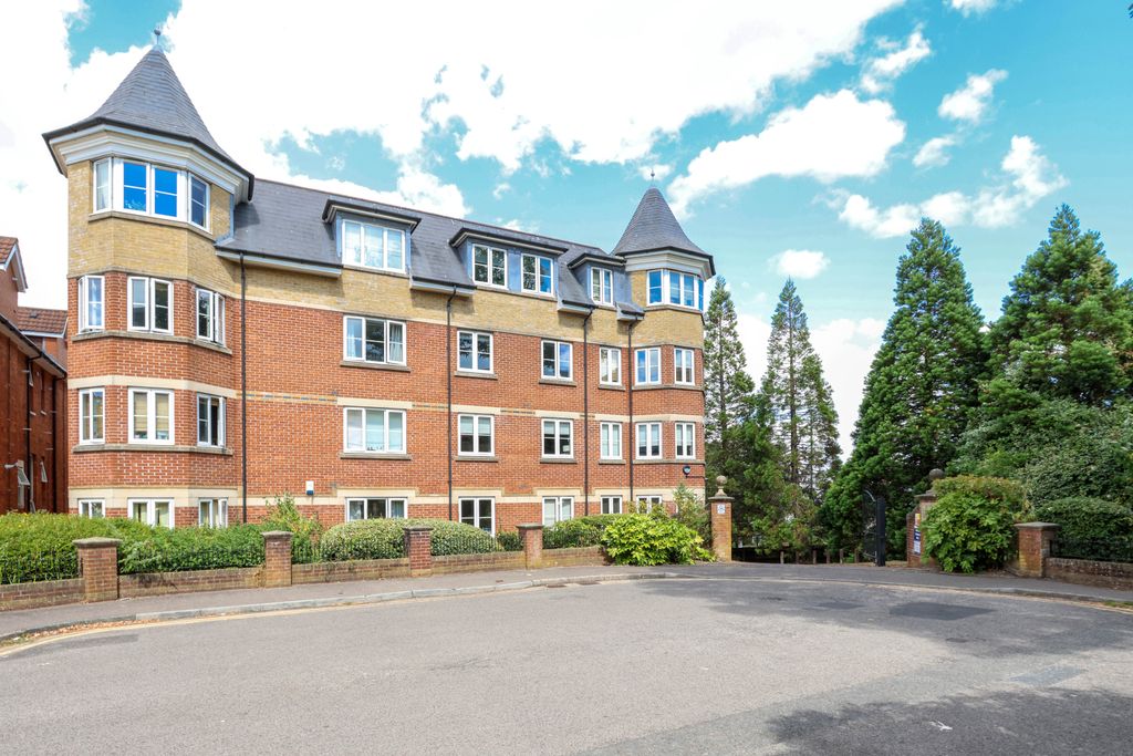 Property photo 1 of 14 333A9818