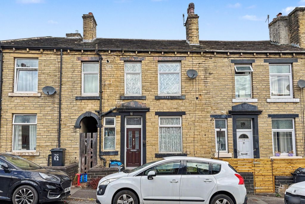 Property photo 1 of 12 60 Catherine Street, Elland, West Yorkshire, Hx5 0Jb