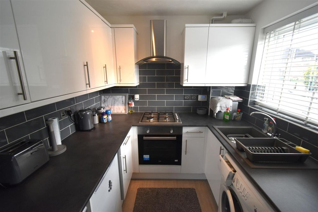 Property photo 2 of 5