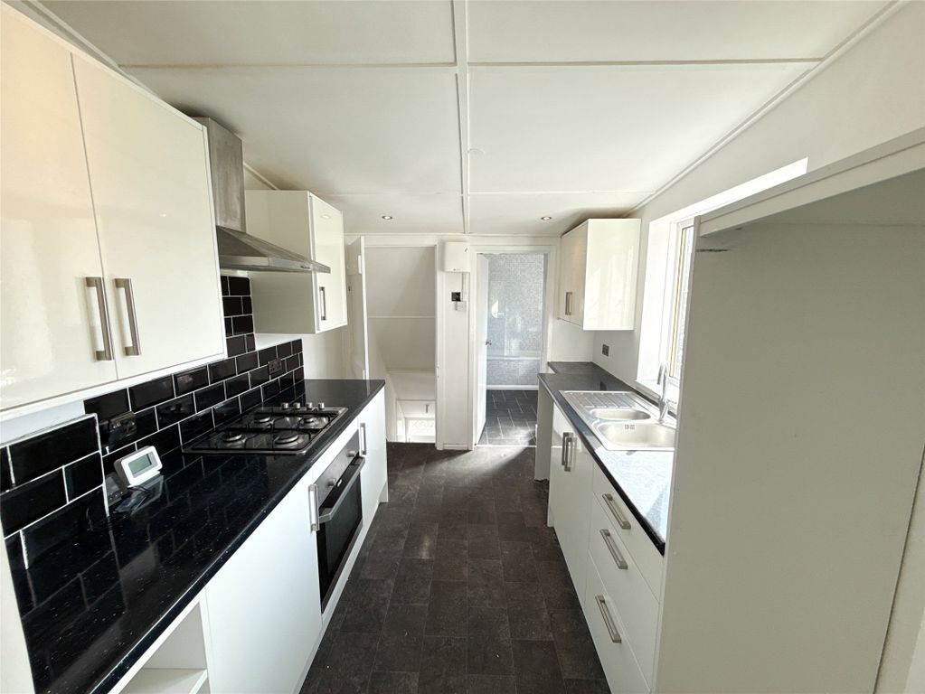 Property photo 1 of 16 Kitchen