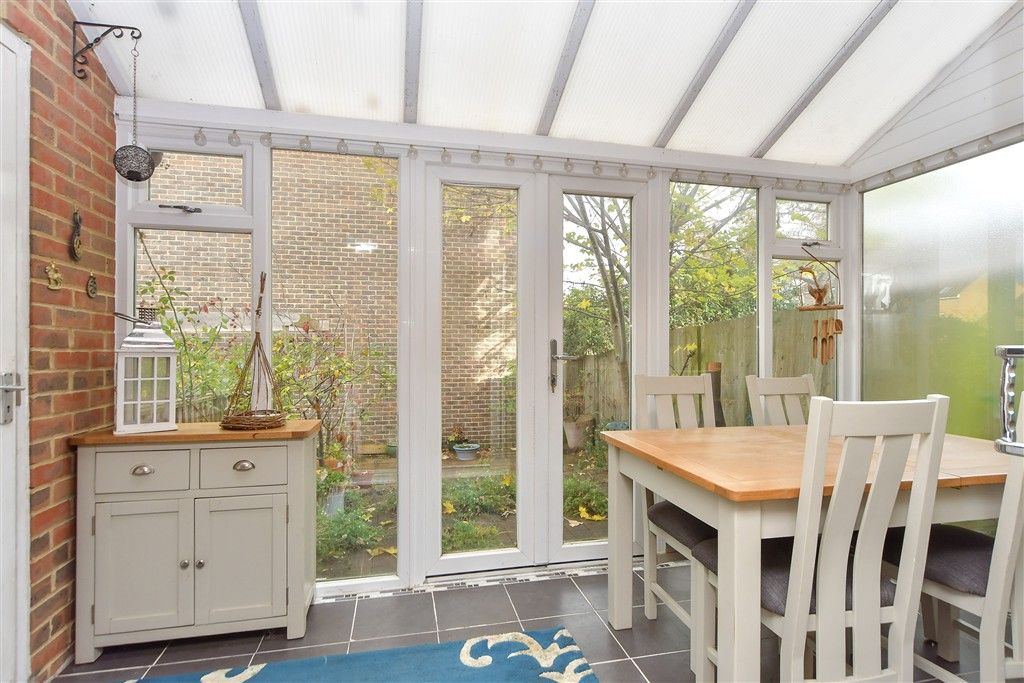 Property photo 1 of 10 Conservatory