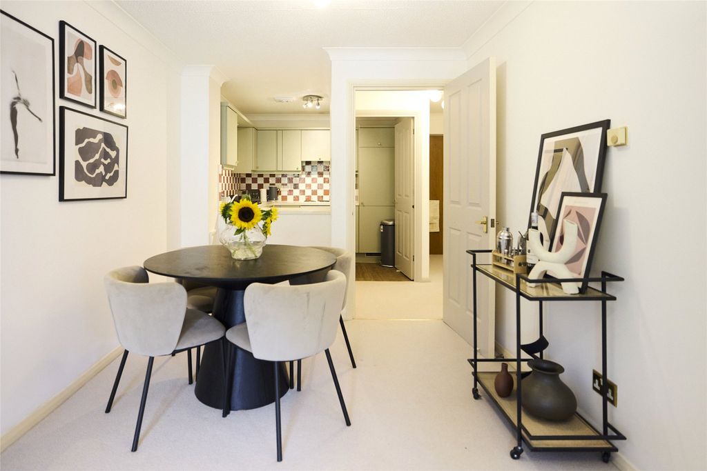 Property photo 1 of 9 Picture No. 01