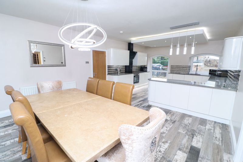 Property photo 1 of 23 Kitchen/Diner