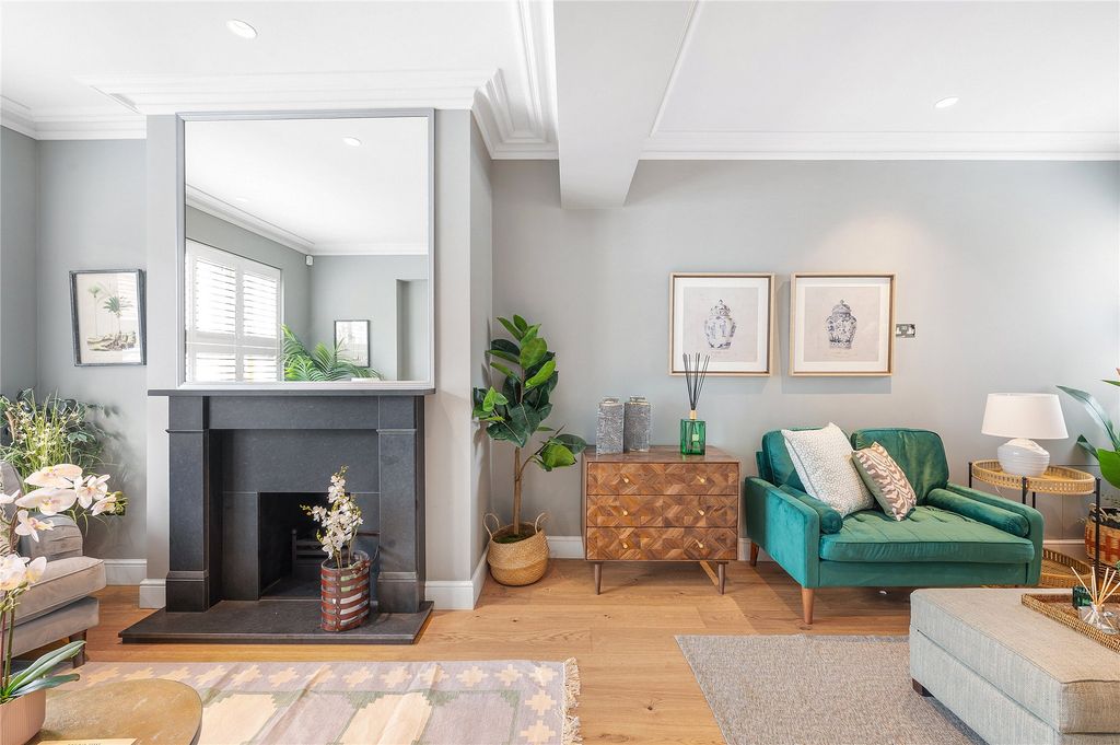 Property photo 2 of 25 Picture No. 07