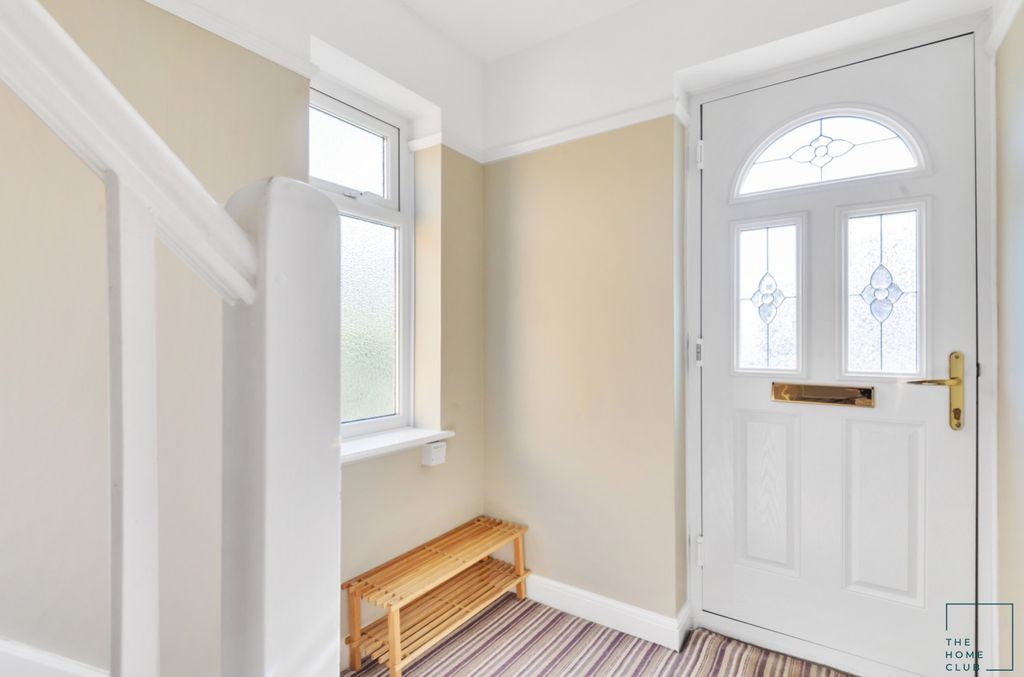 Property photo 3 of 13 3Bee76Db-08c3-4A31-94ba-8Db3A172040A