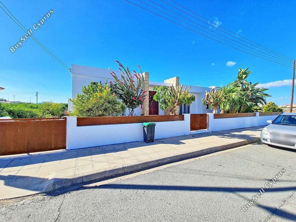 Property photo 1 of 36