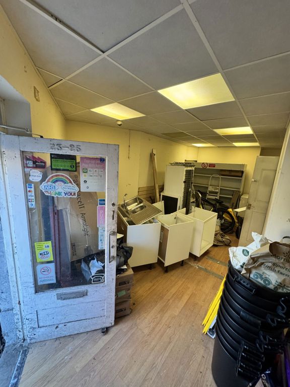 Property photo 3 of 6