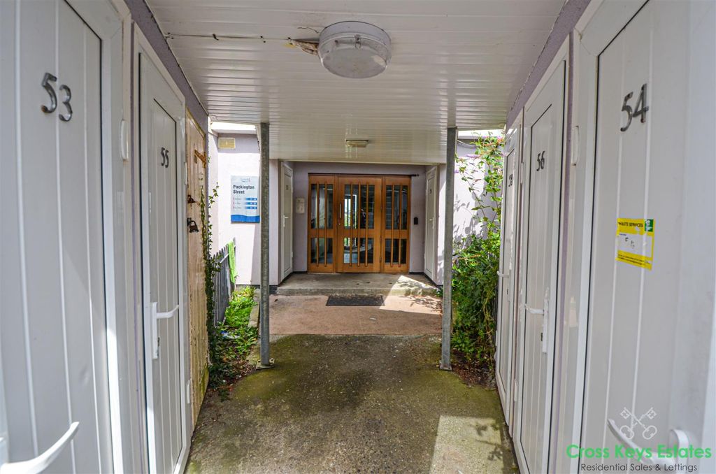 Property photo 2 of 15 Cross Keys Estates Sales Department