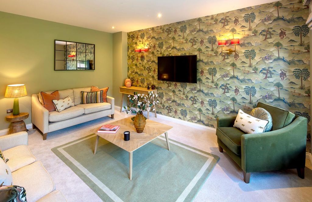 Property photo 2 of 22