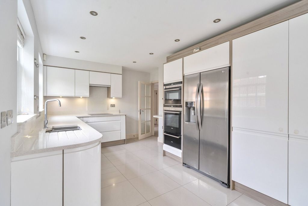 Property photo 3 of 18 Picture No. 07