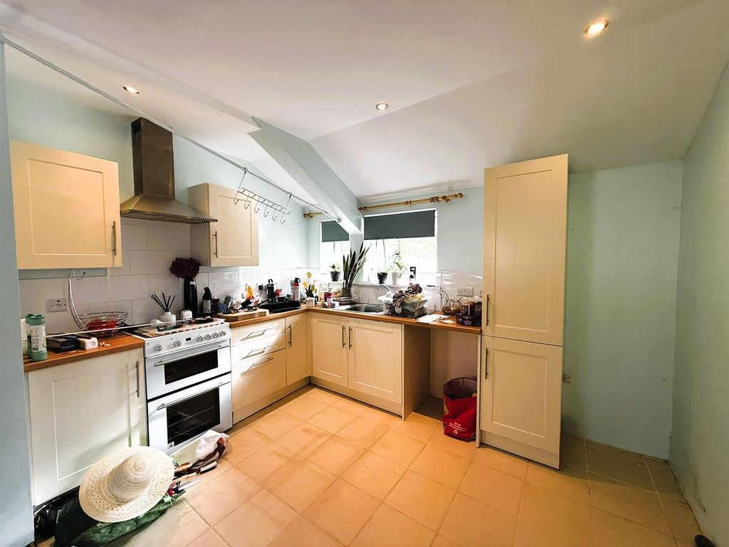 Property photo 2 of 14 Kitchen Diner