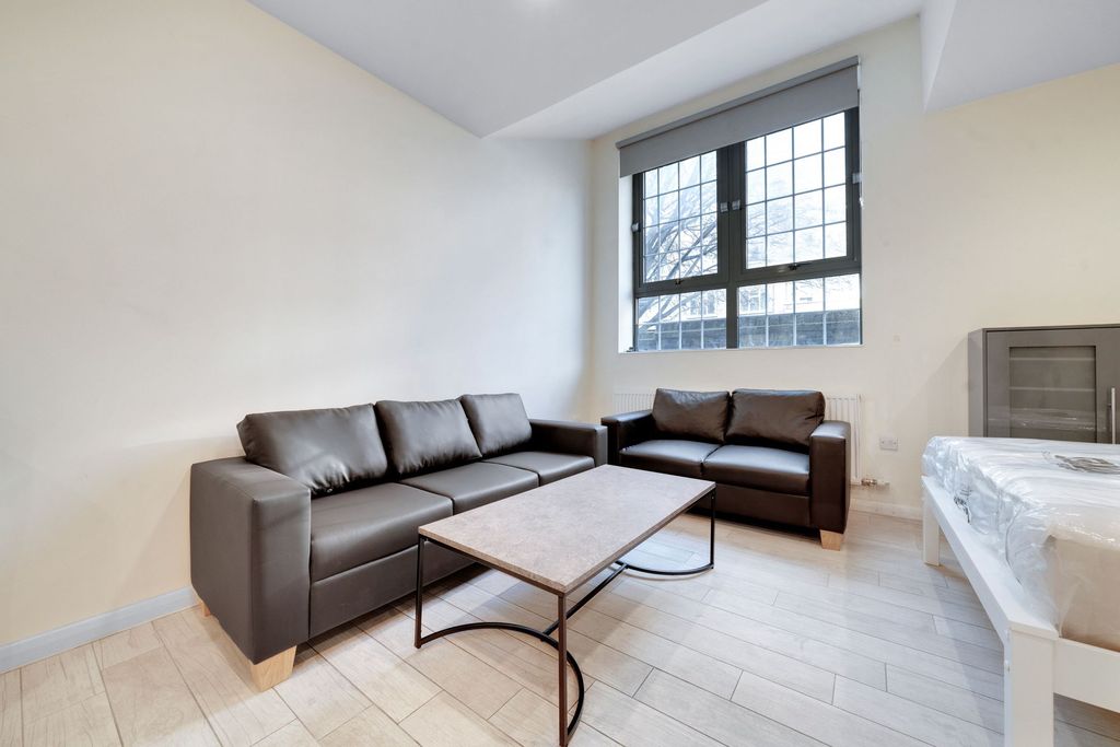 Property photo 1 of 11 Open-Plan Kitchen/Lounge