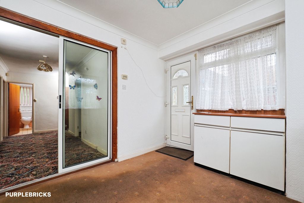 Property photo 3 of 26