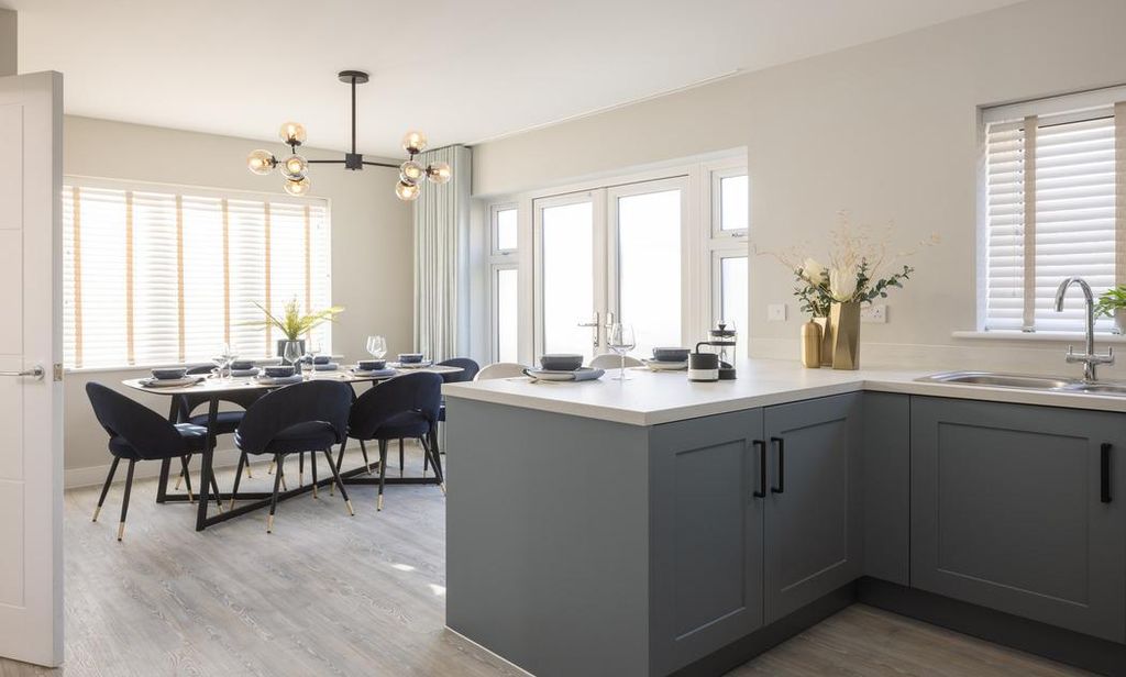 Property photo 3 of 8 Dandara - Zoopla -