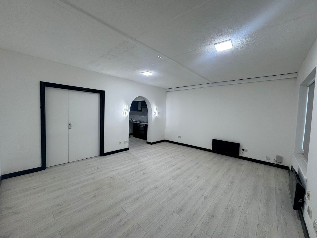 Property photo 2 of 3