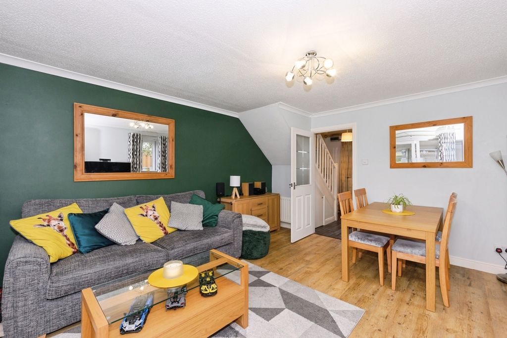 Property photo 2 of 12 Living/Dining Room