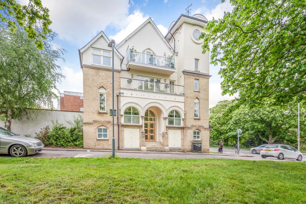 Property photo 1 of 14 Imported Image