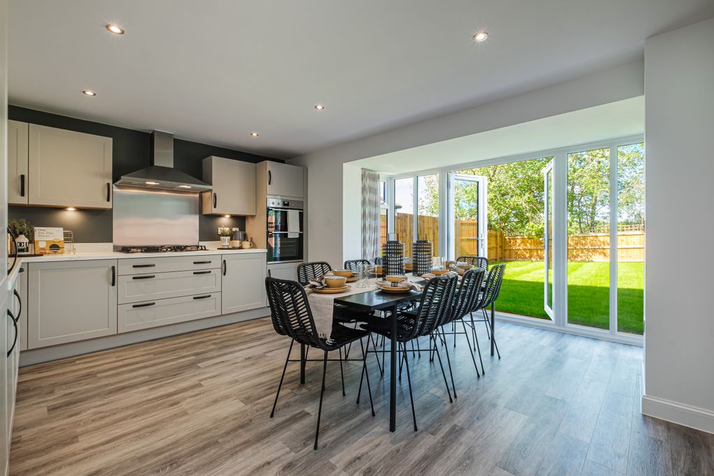 Property photo 2 of 10 Kitchen Diner With French Doors In An Exeter Home