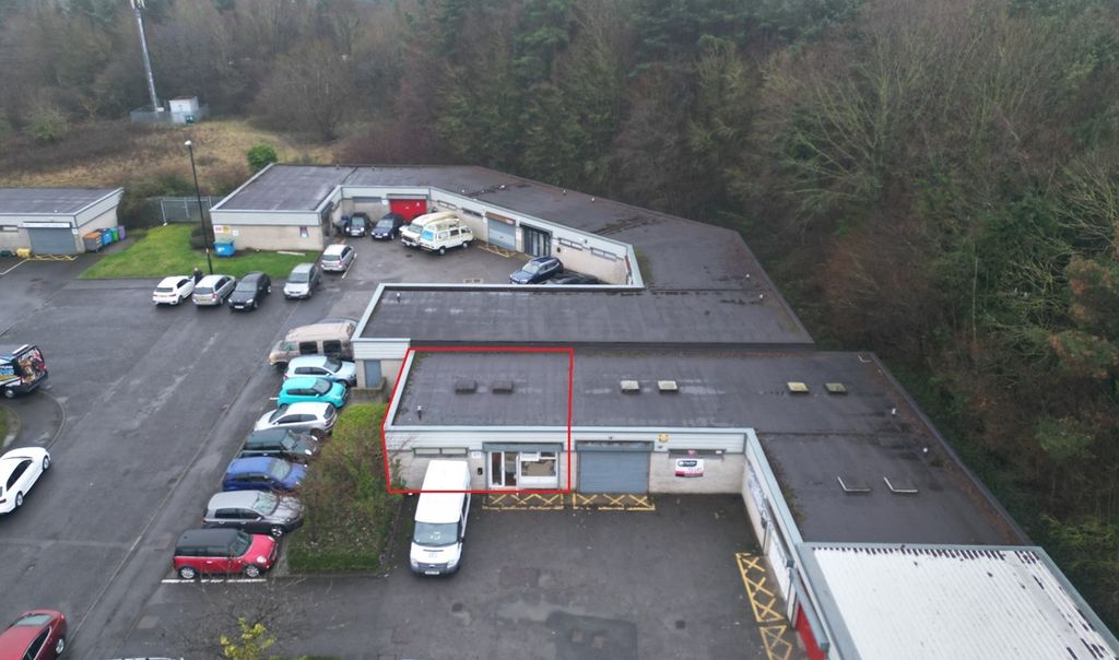 Property photo 1 of 3