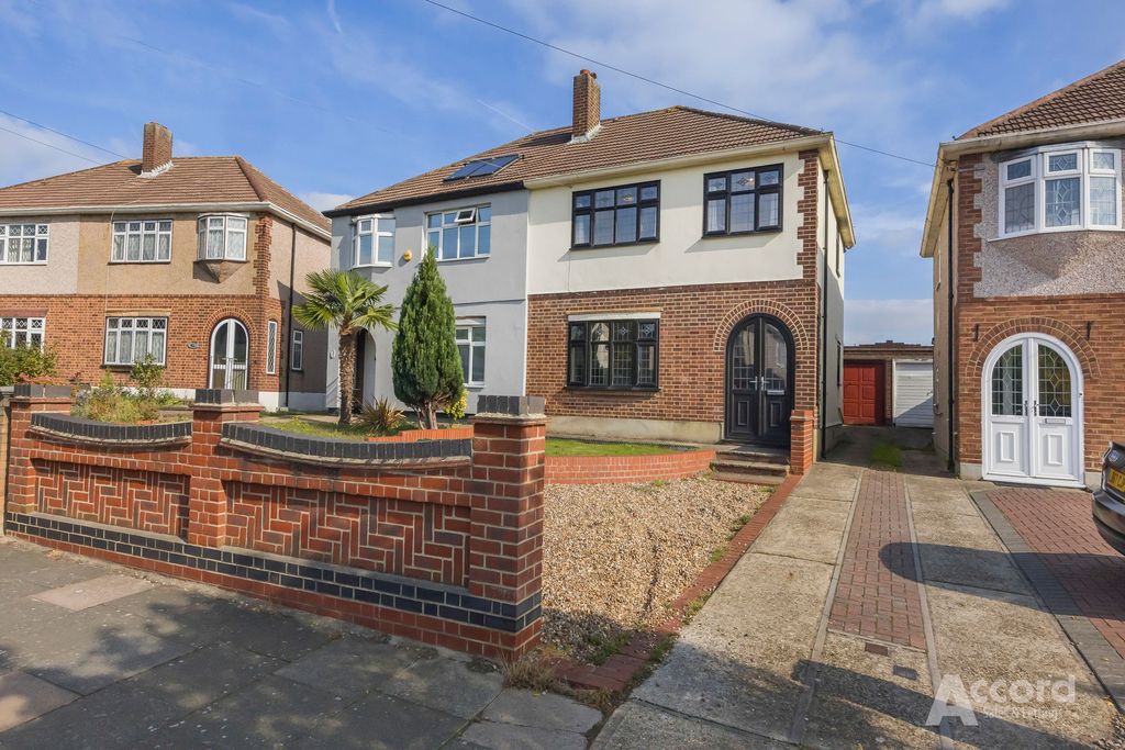 Property photo 1 of 24