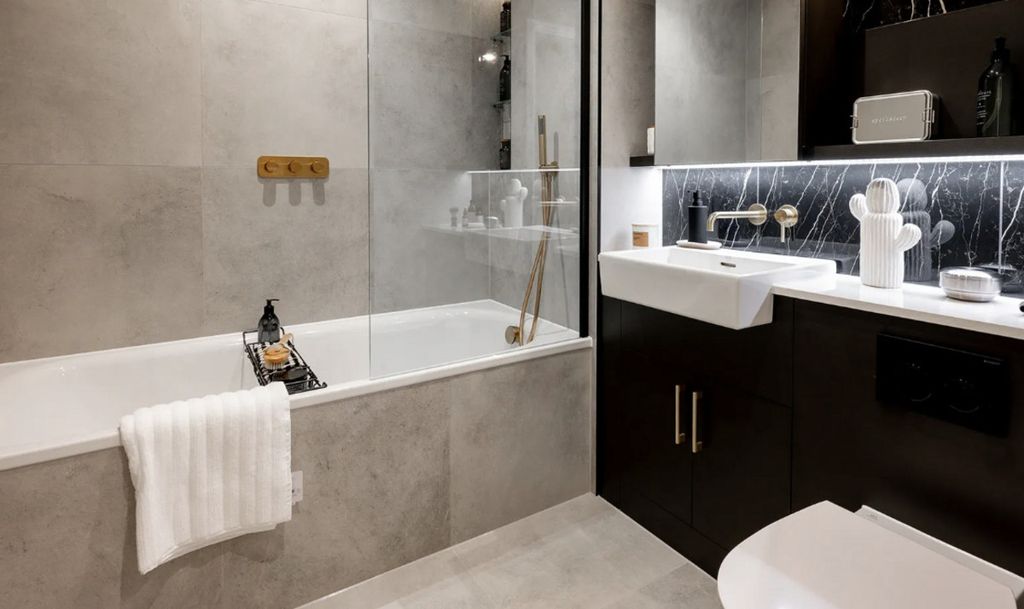 Property photo 3 of 10