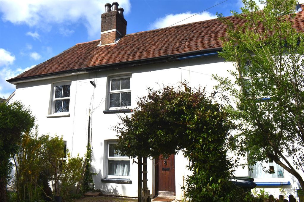 Property photo 1 of 8 Front.Jpg