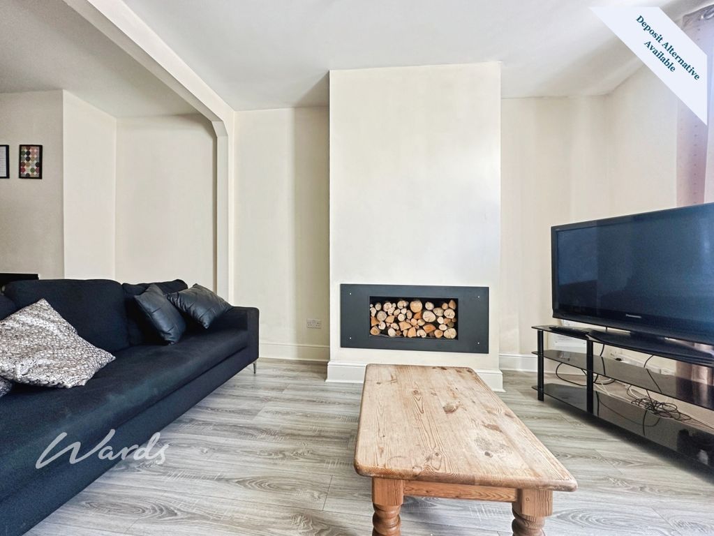 Property photo 2 of 27 Living Room