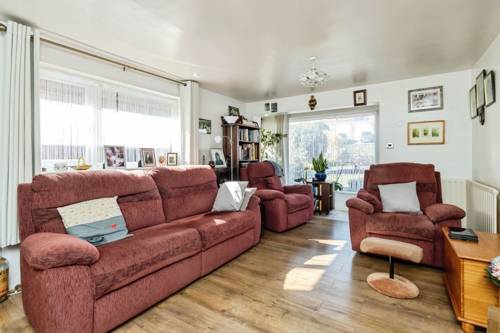 Property photo 2 of 15 Photography