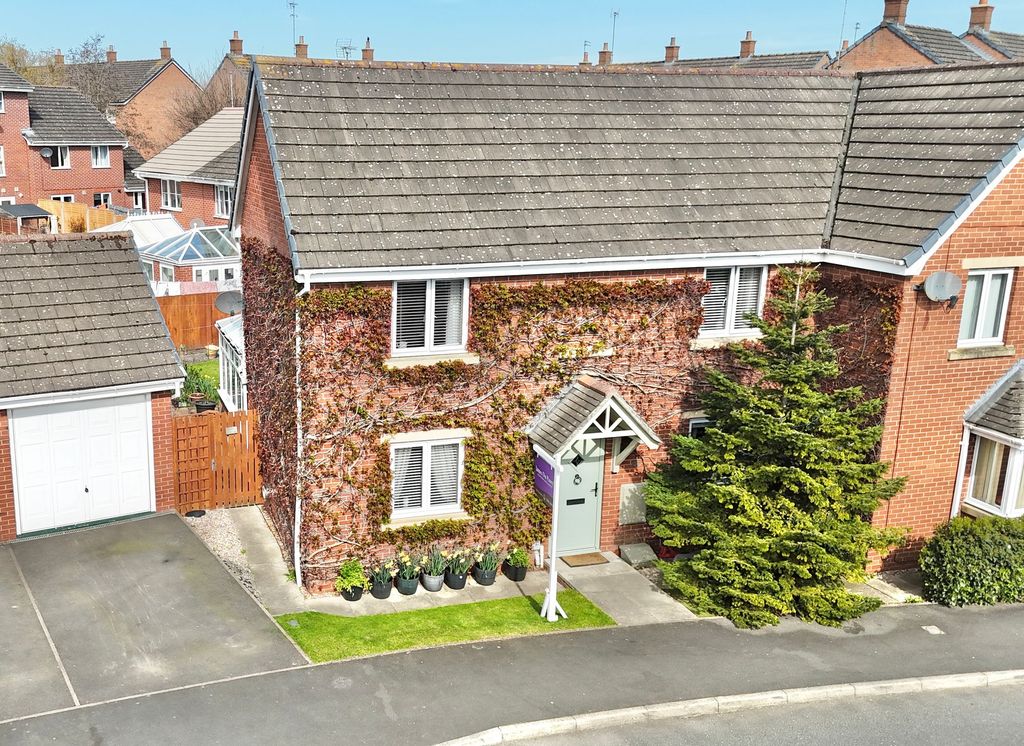 Property photo 1 of 25