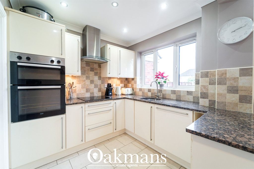 Property photo 3 of 22 Picture No. 31