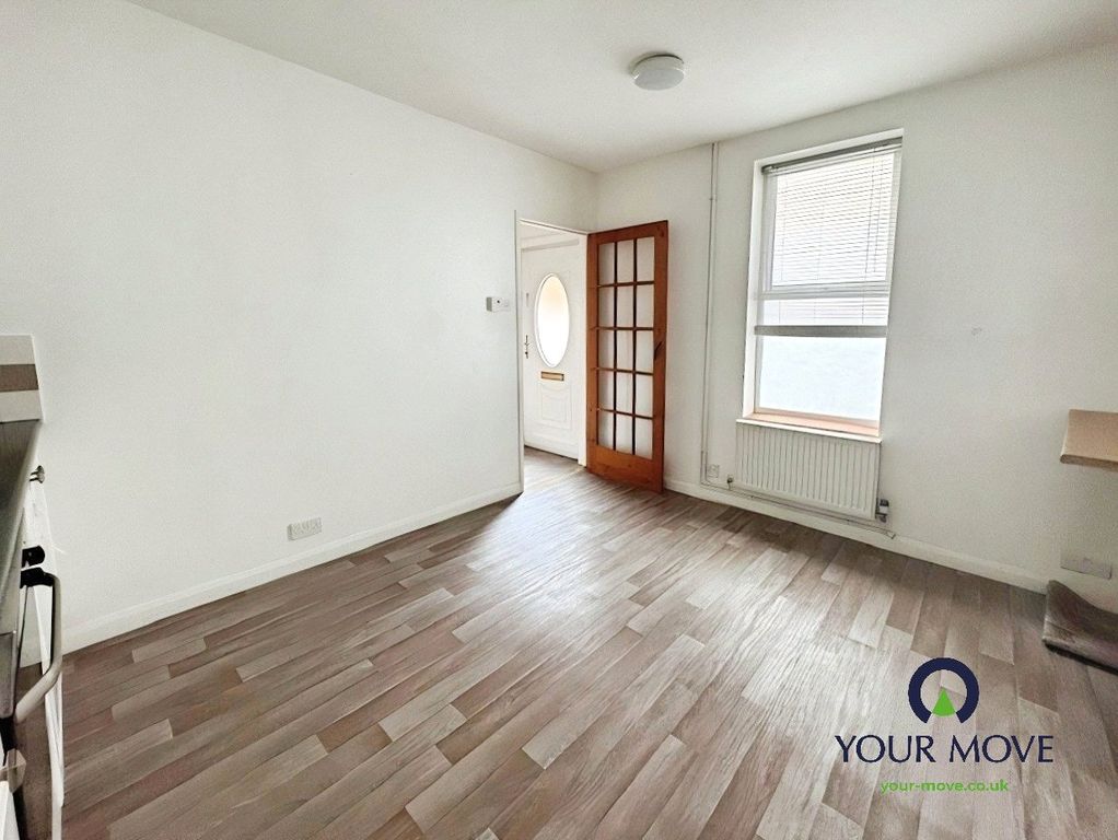 Property photo 3 of 10 Picture No. 09