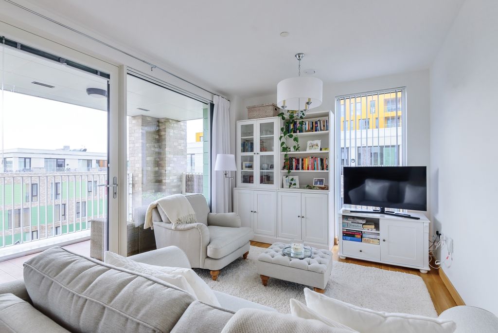 Property photo 3 of 16 924090 (3)