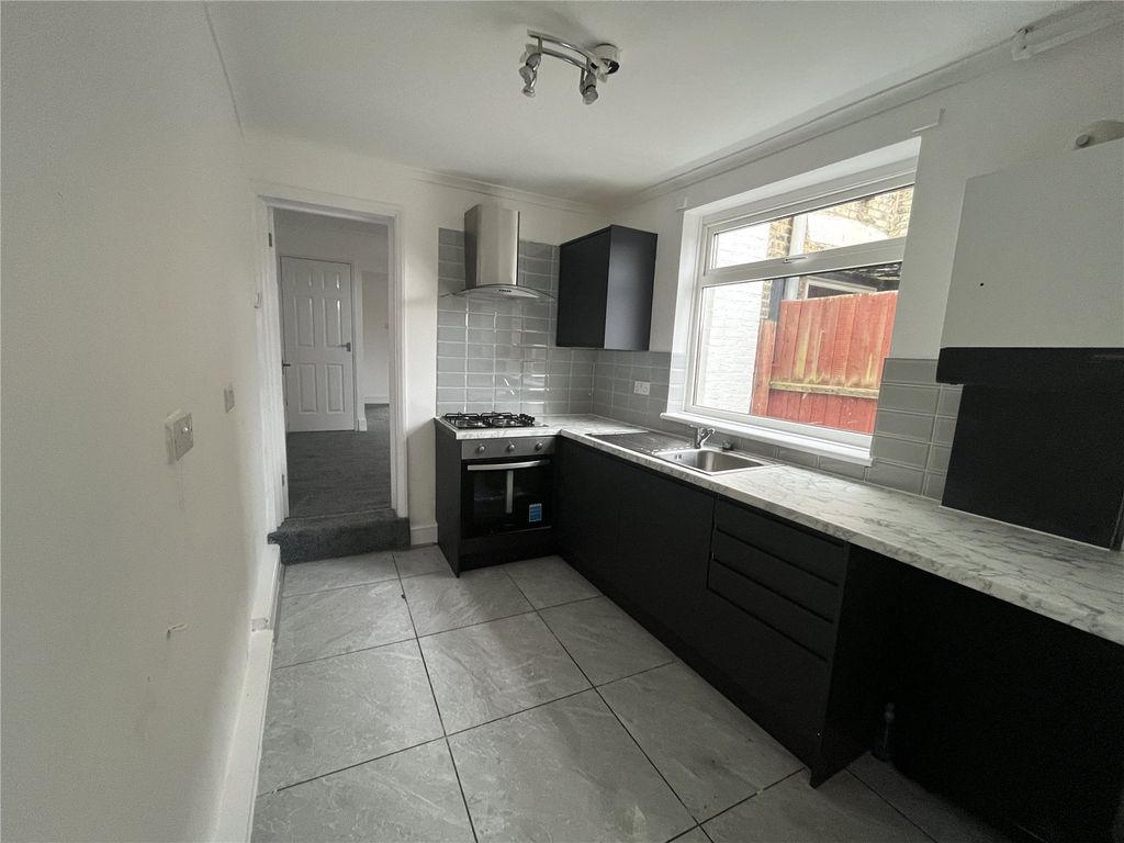 Property photo 2 of 15 Picture No. 39