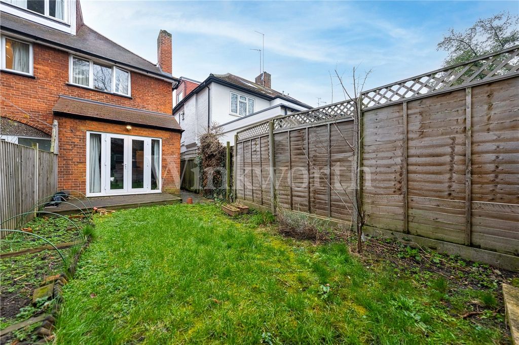 Property photo 3 of 10 Picture No. 34