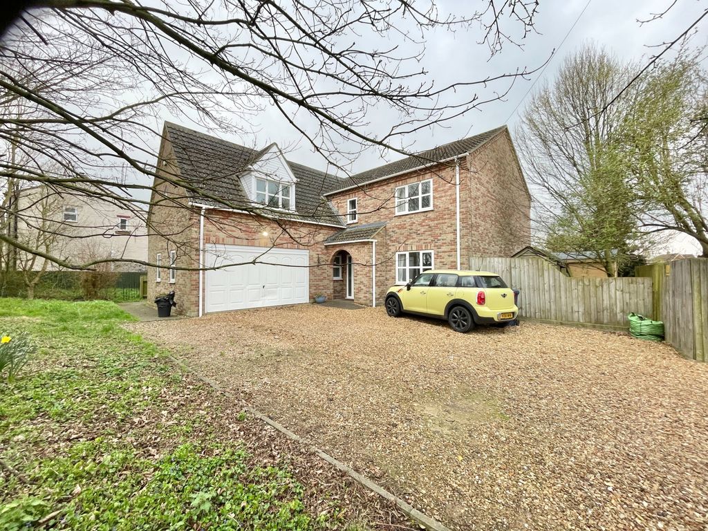 Property photo 1 of 37