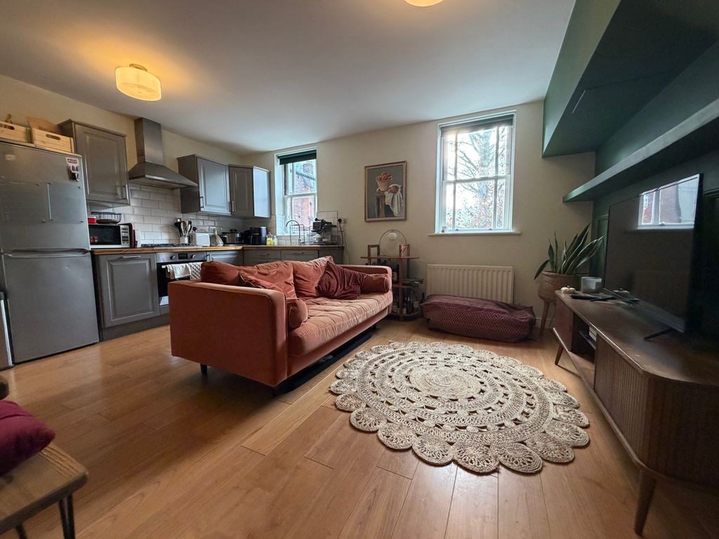 Property photo 1 of 8 Image