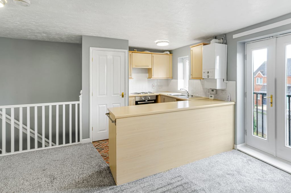 Property photo 3 of 12 Advert-31