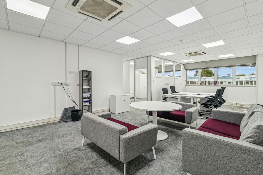 Property photo 2 of 13 8.Jpg