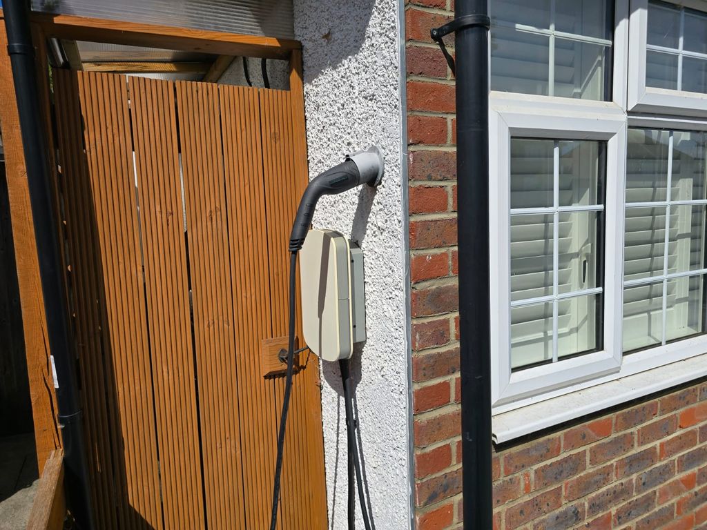 Property photo 2 of 44