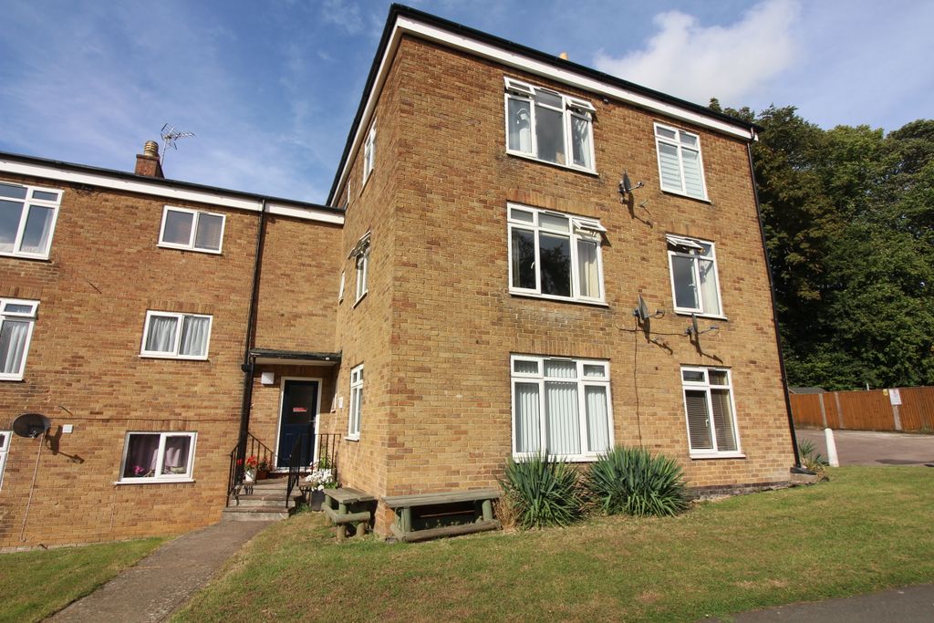 Property photo 1 of 6