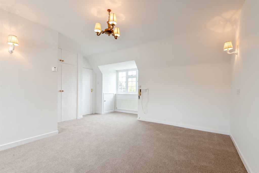 Additional image 9 of 1 bed flat for saleThe Parade, Monmouth, Monmouthshire NP25