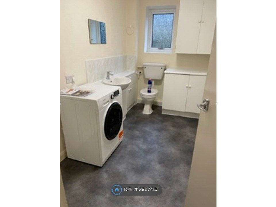 Property photo 3 of 11 Utility Space