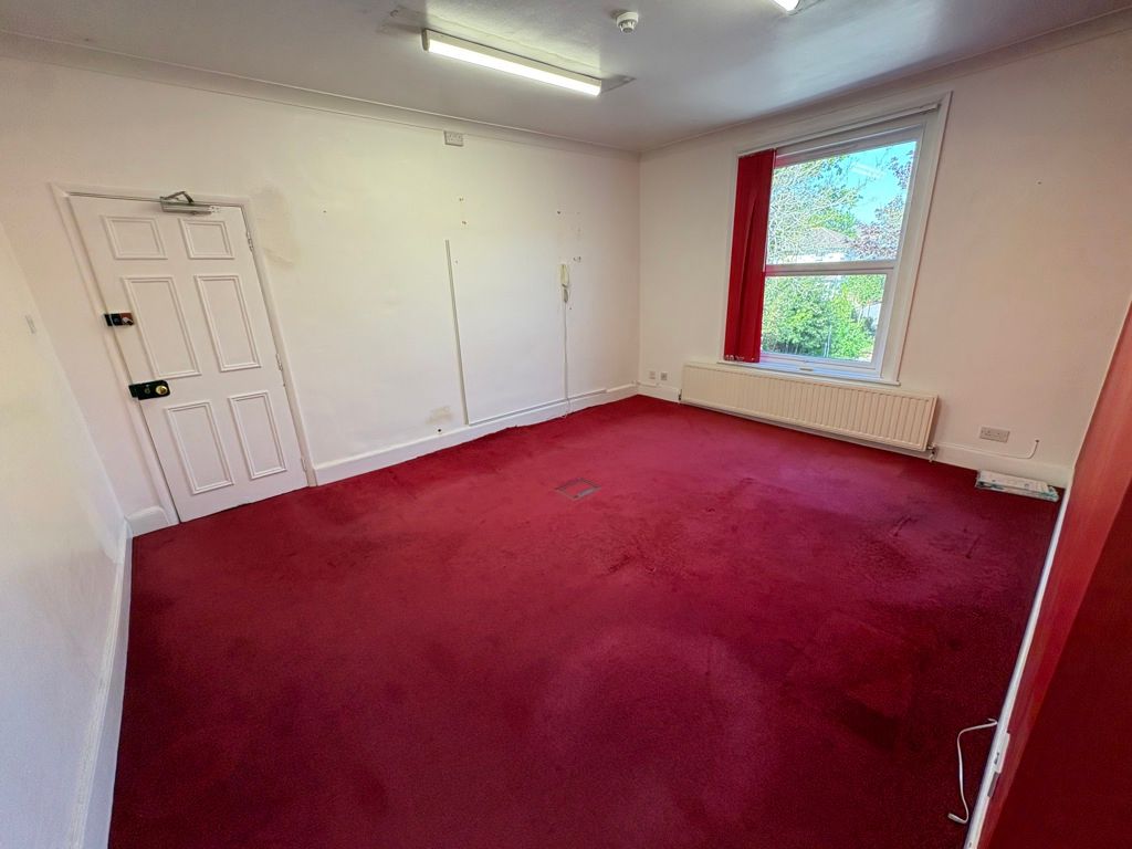 Property photo 2 of 10 Photo 27