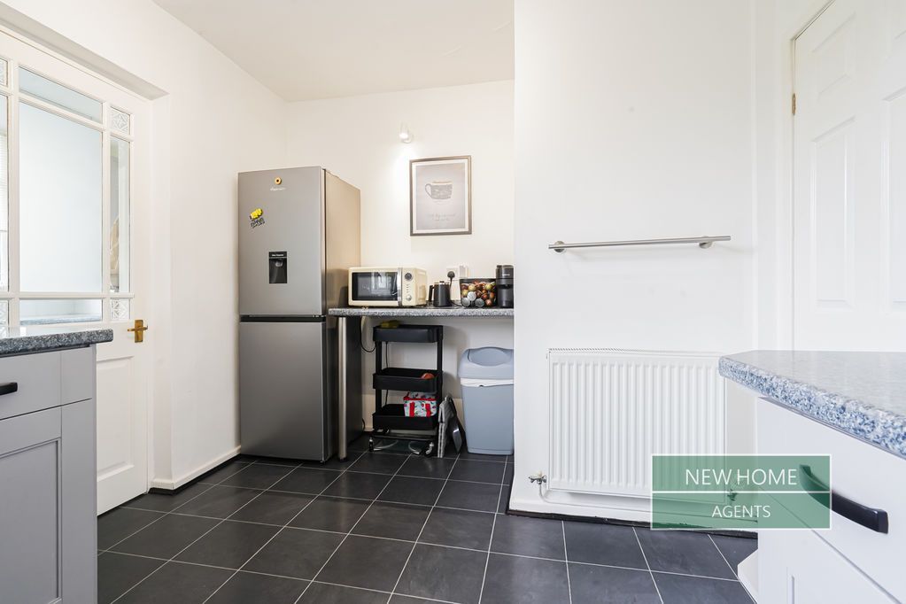 Property photo 3 of 20 Photo 7