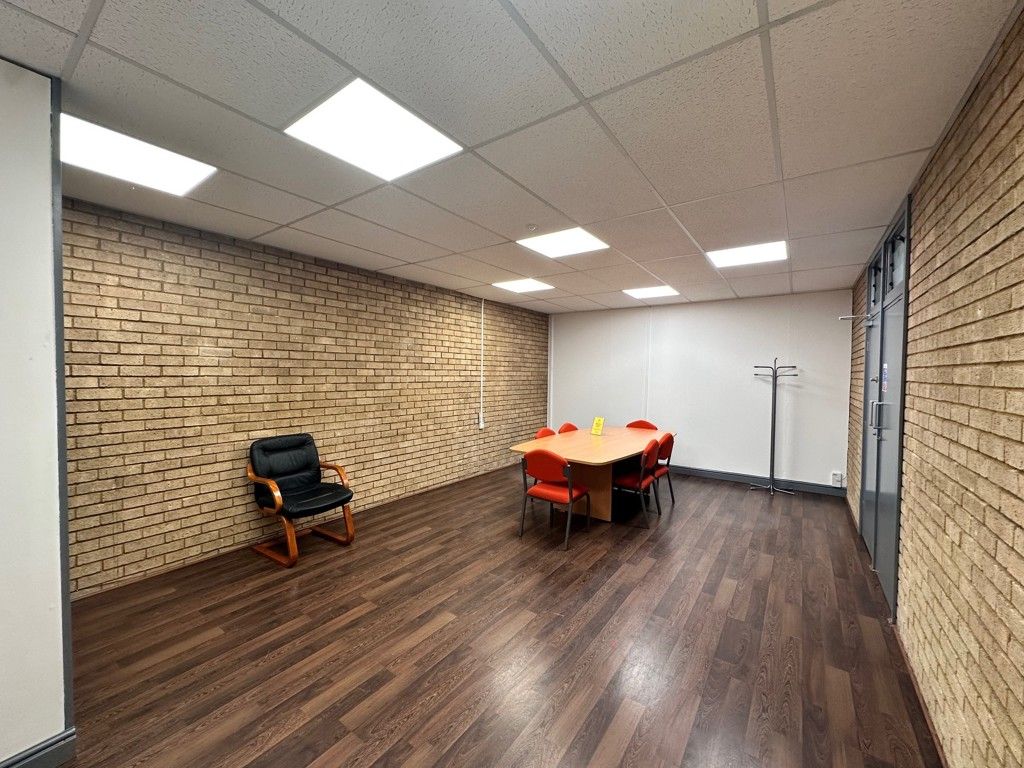 Property photo 2 of 7 4