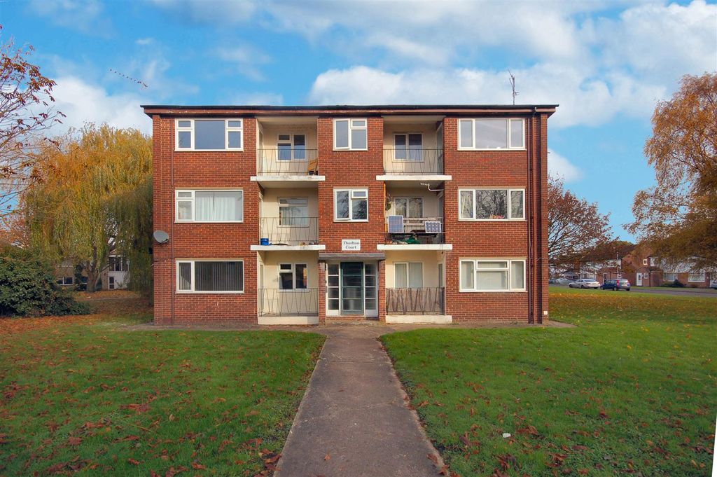 2 bed flat to rent Milton