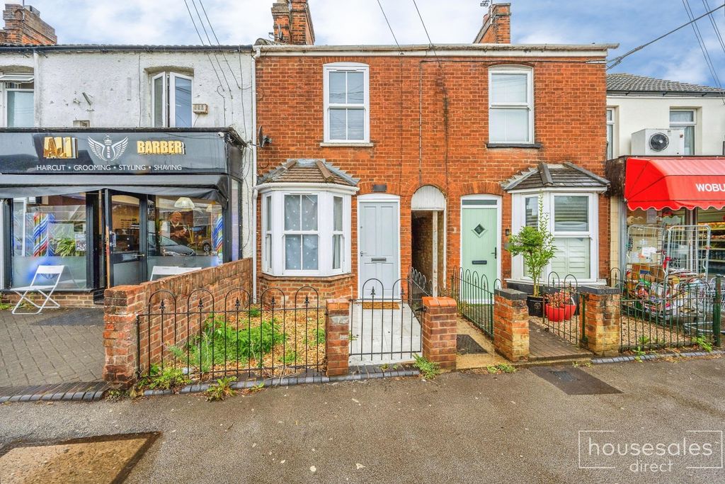 Property photo 1 of 8